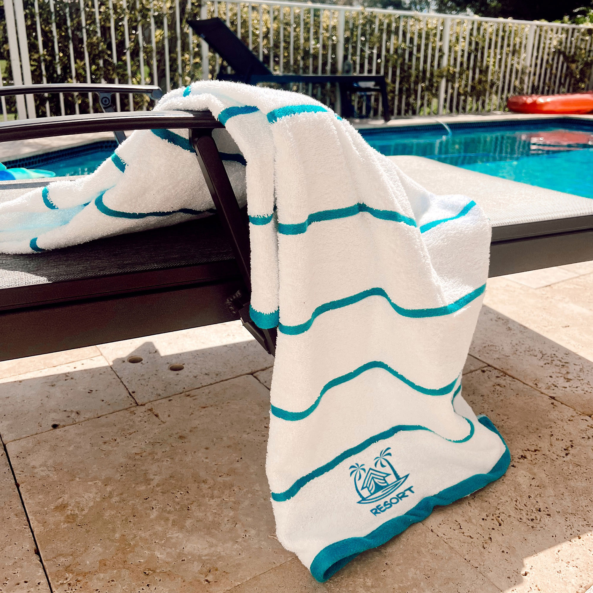 Royal Velvet/Wamsutta Beach and Pool Duet Towels - Initial-Impressions